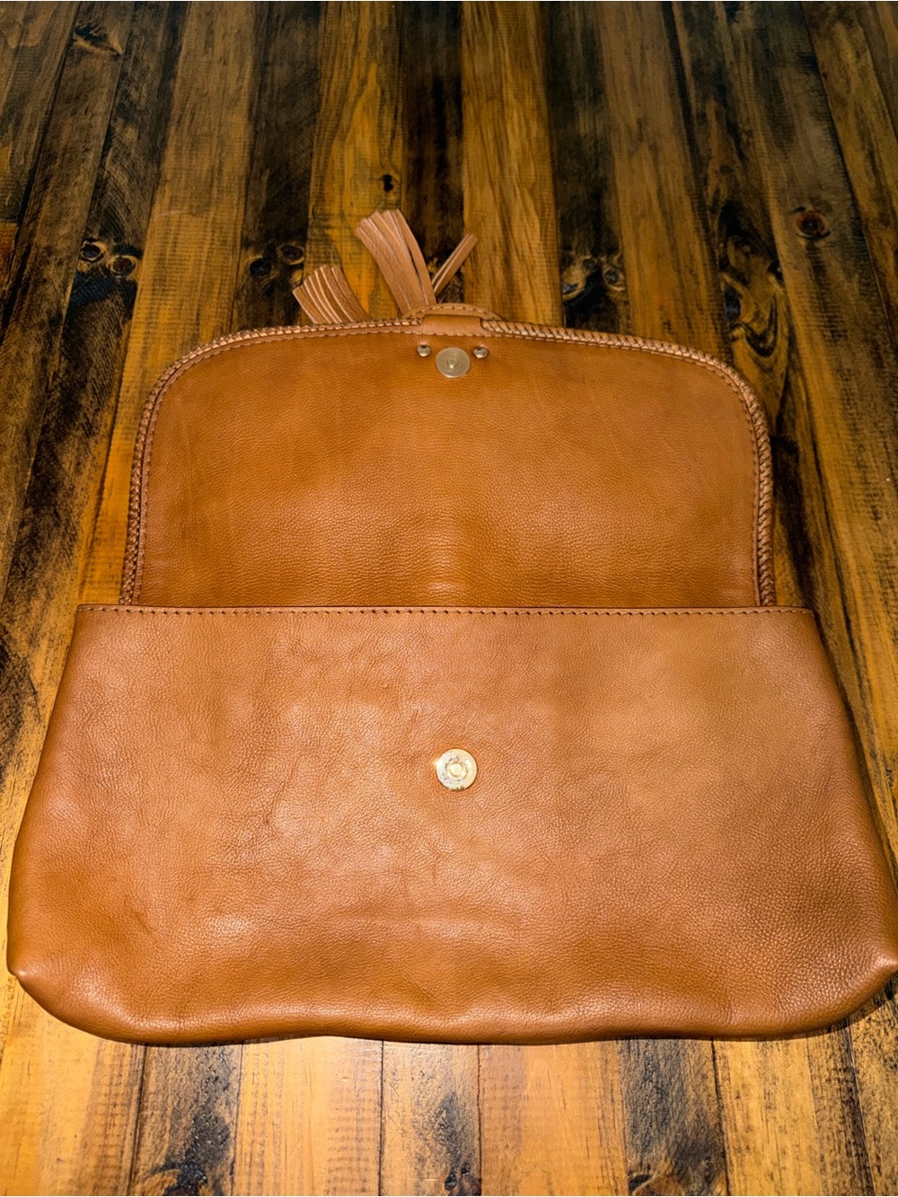 GUCCI Leather Marrakech Tassel Clutch - Tan - Picture 8 of 16